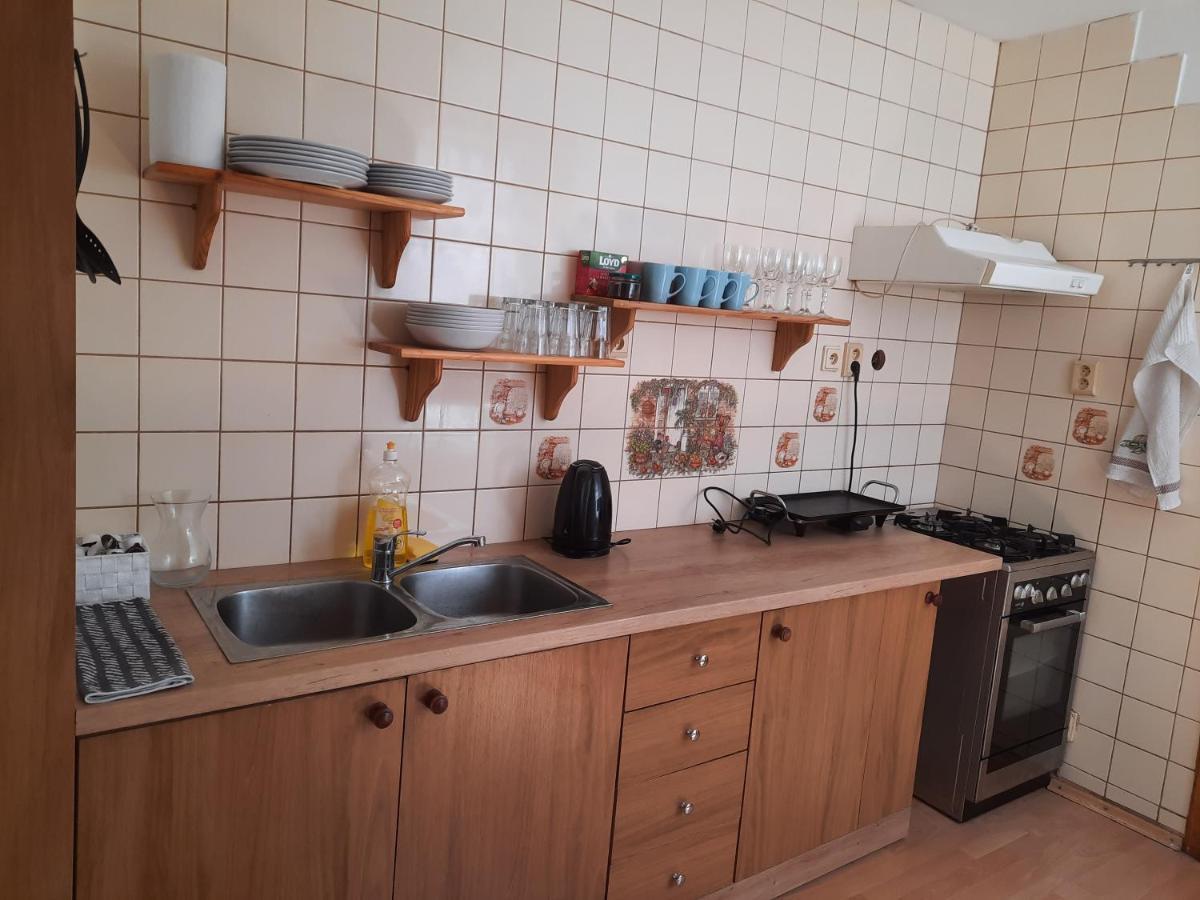 Apartman Chiarita Nemsova Exterior photo